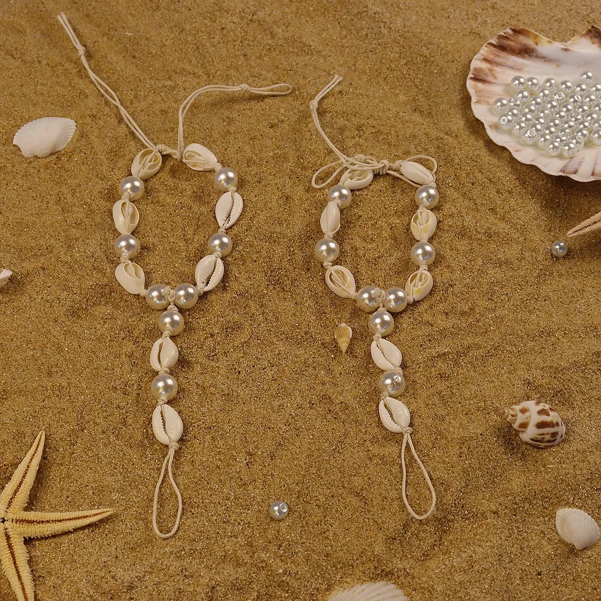 Bohemian Handmade Shell Starfish Barefoot Sandals 2pcs Beach Wedding Foot Chain with Toe Ring for Bride Turquoise Crystal Pearl Beaded Anklet Accessory (Ivory shell)