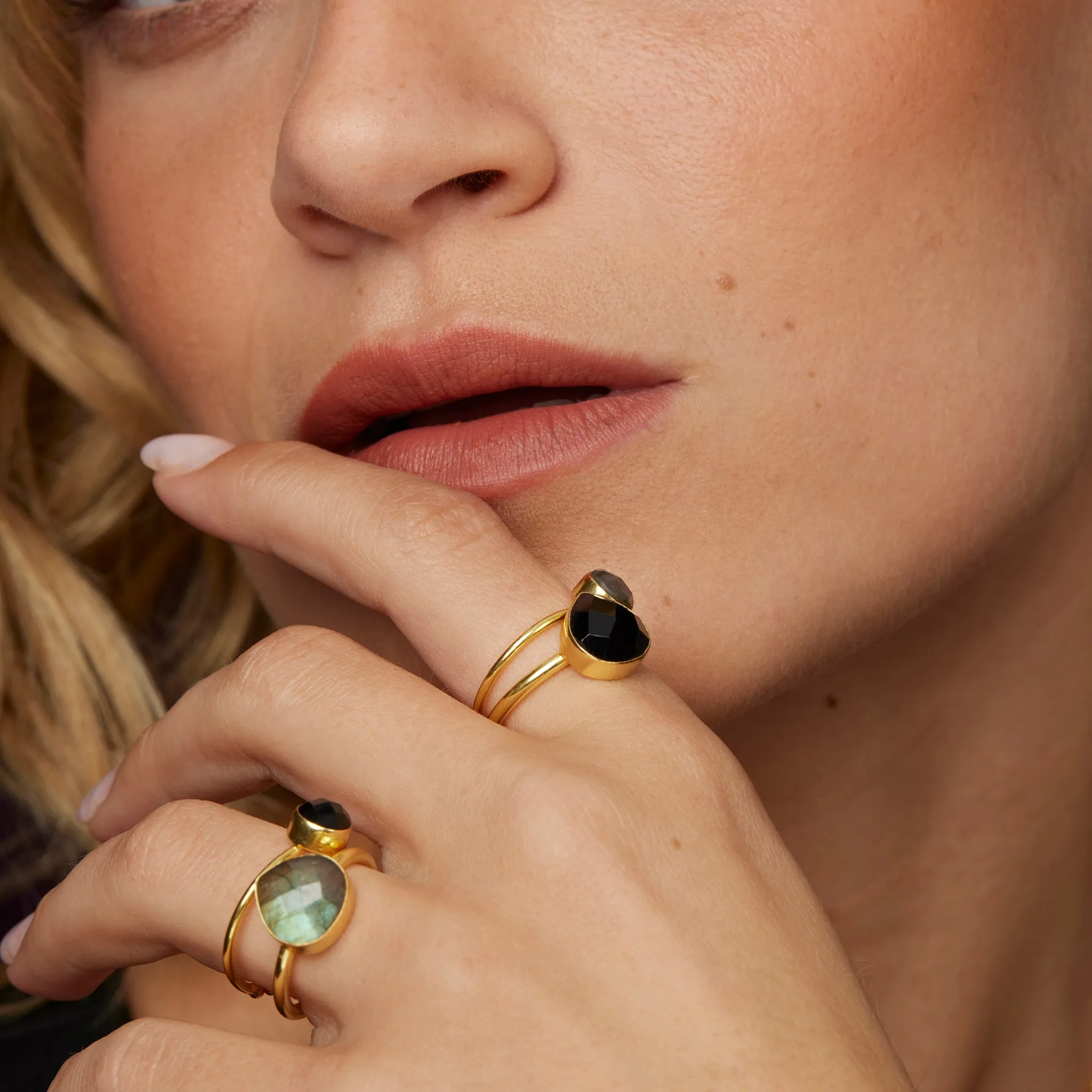 Lily Ring Black Onyx