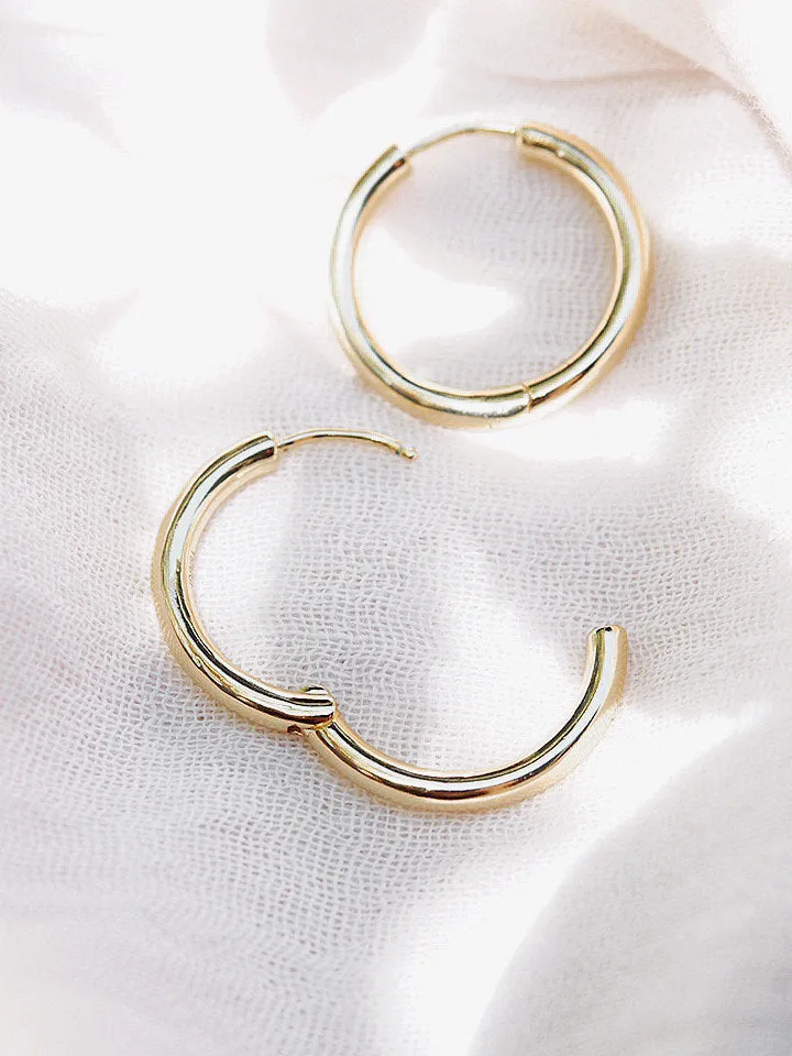 Perfect Large 18kt Gold Filled Huggie Hoop Earrings