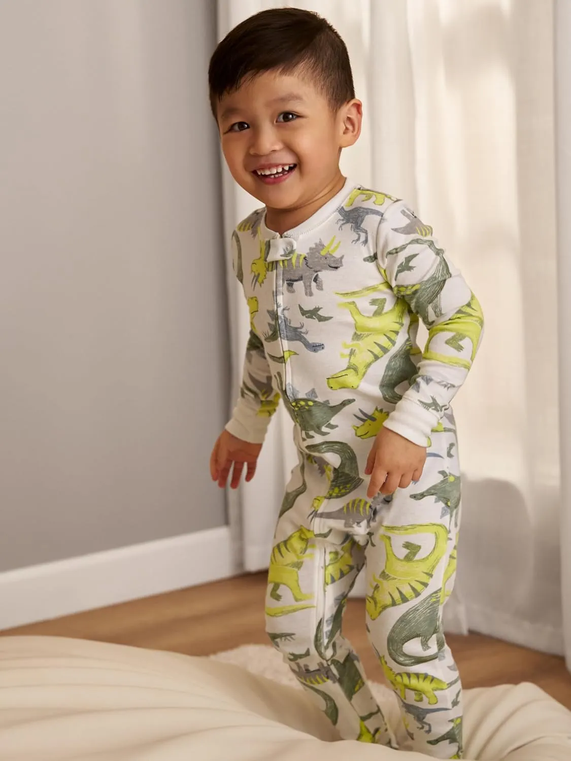 Simple Joys by Carter's baby-boys 3-pack Snug Fit Footed Cotton Pajamas